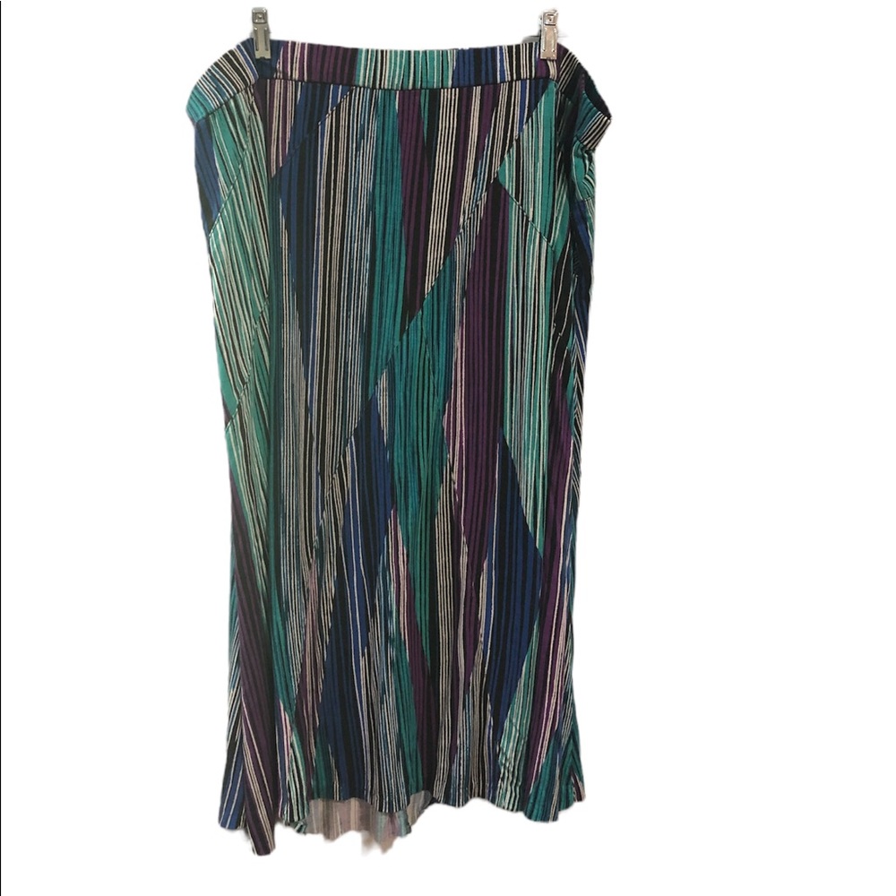 woman's plus size skirt